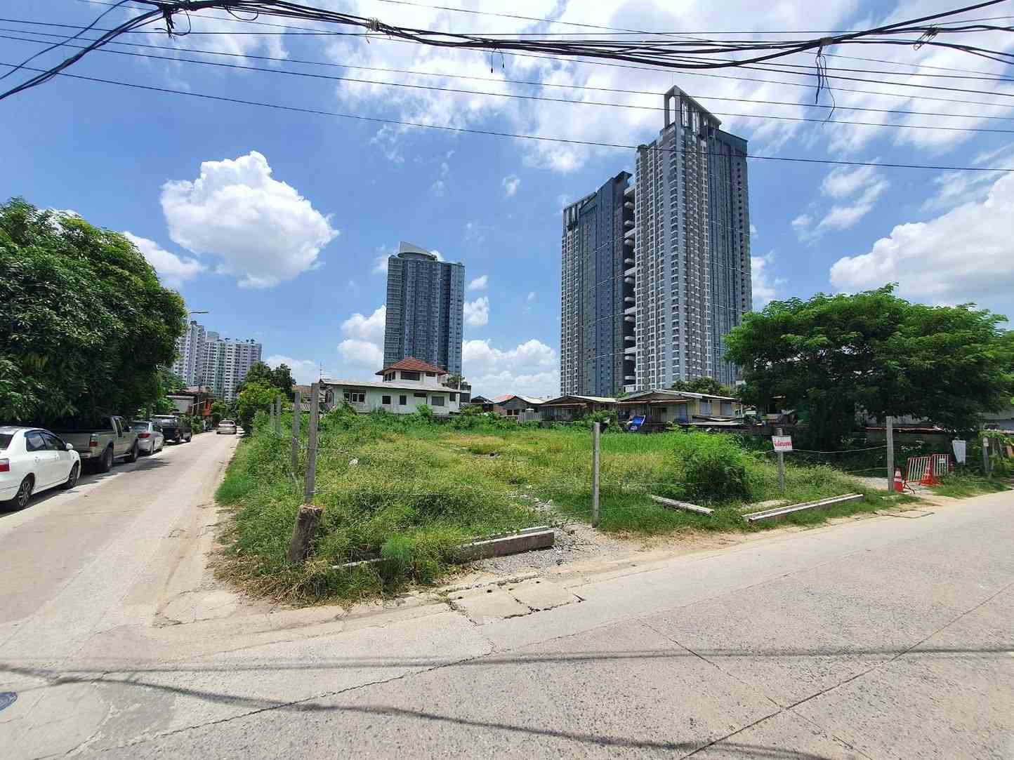 ให้เช่าที่ดินเปล่า ทำเลดี แปลงมุม ใจกลางชุมชนซอยกรุงเทพนนท์ 13 (ซอยทับทิม)  จ.นนทบุรี