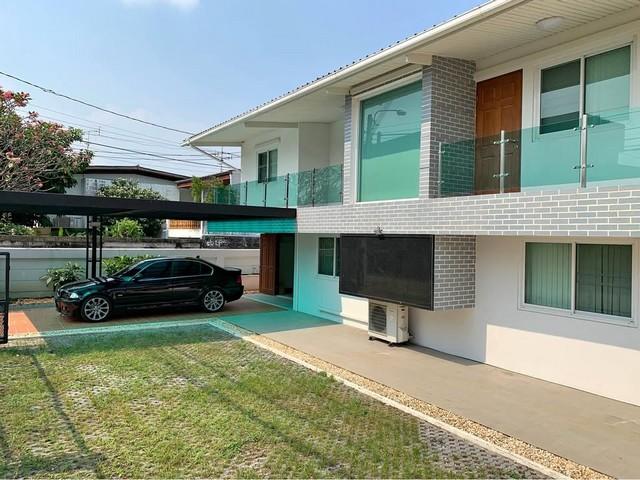 ให้เช่าโฮมออฟฟิศ 2 ชั้น 450 ตร.ม. ย่านเสนานิคม 1 ซอย 17 ใกล้ BTS เสนานิคม