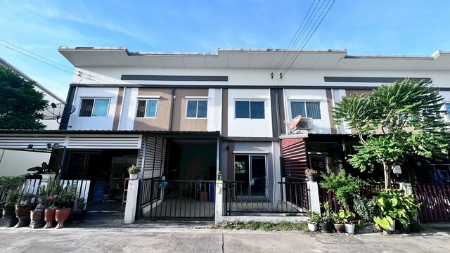 ขายทาวน์โฮม 2 ชั้น โครงการ ไลโอ บลิสซ์ อ่อนนุช-ฉลองกรุง เขตลาดกระบัง กรุงเทพ