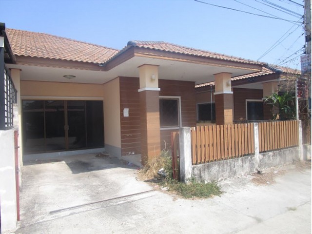 ขายบ้านแฝด หมู่บ้านทัศน์ธิดาธานี2 ประชุมมิตร 12 อำเภอบ้านฉาง  ระยอง