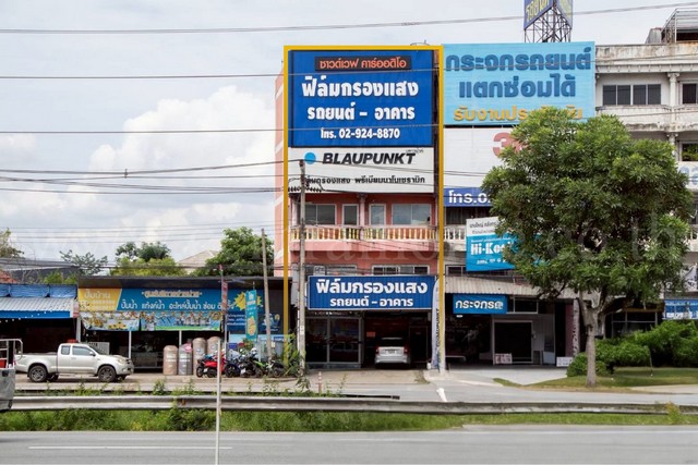 ลดราคา อาคารพาณิชย์ 5 ชั้น 2 คูหา ใกล้ MRT สถานีสามแยกบางใหญ่ 