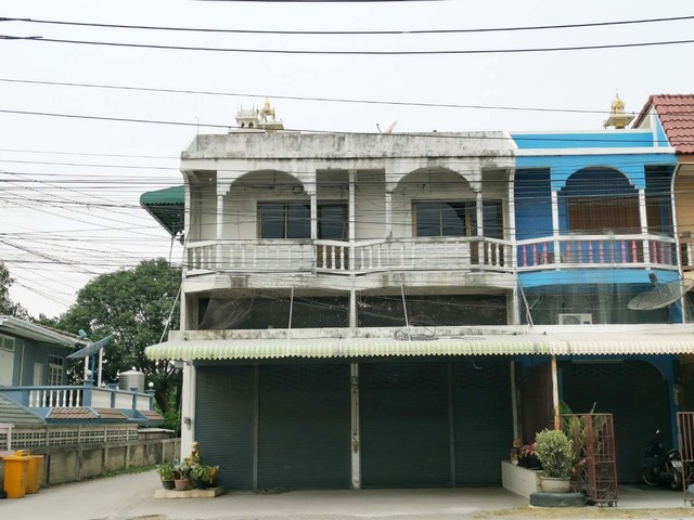 ขายอาคารพาณิชย์   ถนนสายท่าเรือ-เสาไห้ อำเภอท่าเรือ พระนครศรีอยุธยา