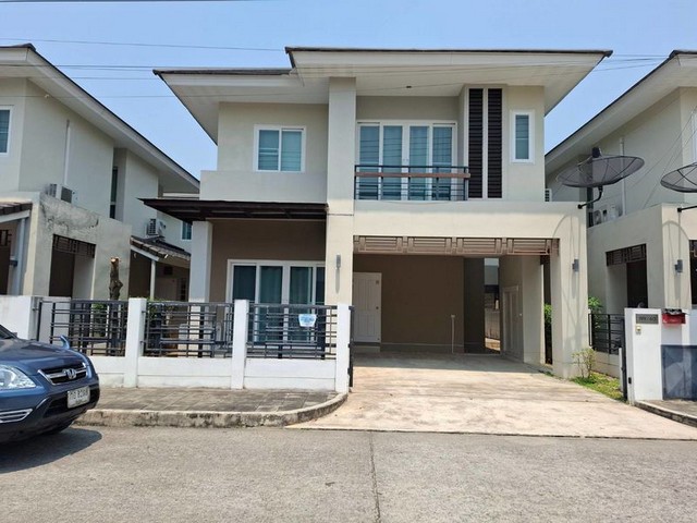 บ้านเช่า 3 นอน 3 น้ำ ในโครงการเออบาน่า 5 ท่าศาลา เชียงใหม่ ใกล้ Unity และวารี