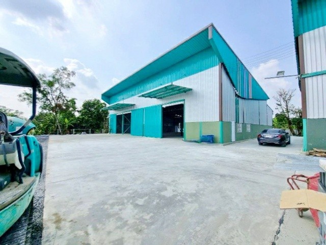 ตลาดบึงขวาง 600 ม. MRT มีนบุรี 3 กม.ให้เช่าโกดัง 1 น้ำ สุวินทวงศ์18-20 ร่มเกล้า3 800 ตร.ม.