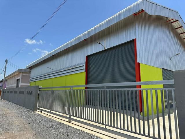 BR 1688 ให้เช่าโกดัง พื้นที่ต่อหลัง  530 ตรม. ติดถนนกาญจนาภิเษก ลาดหลุมแก้ว.ปทุมธานี  รถใหญ่เข้าใด้