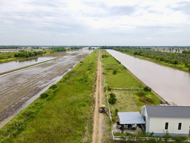 ที่ดิน - 0 RAI 0 Ngan 100 SQ.WA  350000 THAI BAHT ใกล้กับ มศว.องครักษ์  สวยมาก