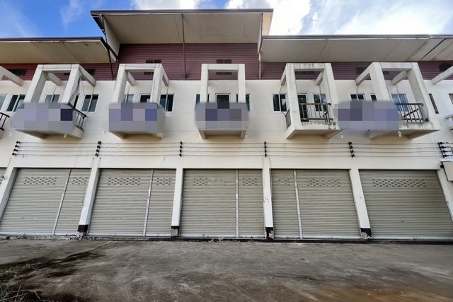 ขายอาคารพาณิชย์  ถนนเกาะคา - ห้างฉัตร  อำเภอห้างฉัตร  ลำปาง