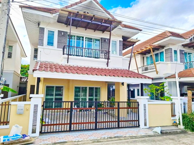 กรุงเทพ-นนท์3 MRTแยกติวานนท์ 600 ม. ให้เช่า ทาวน์เฮ้าส์ 2 ชั้น 37 ตร.วา. 296 ตร.ม.  เฟอร์ฯครบ 3 นอน  ตลาดกรุงเทพ-นนท์ 2.1 กม.