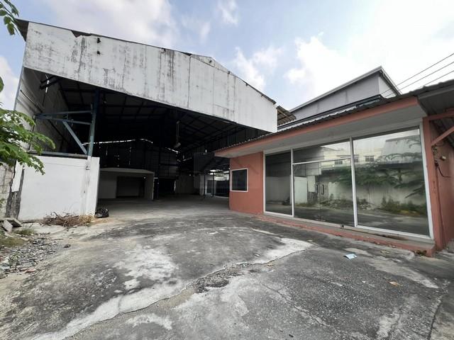 BR 1564 ให้เช่าโกดังพร้อมออฟฟิศชั้นเดียว เนื้อที่ 100 ตรว. ปากซอยนาคนิวาส  ลาดพร้าว 71 ทำเลดี เลียบด่วน