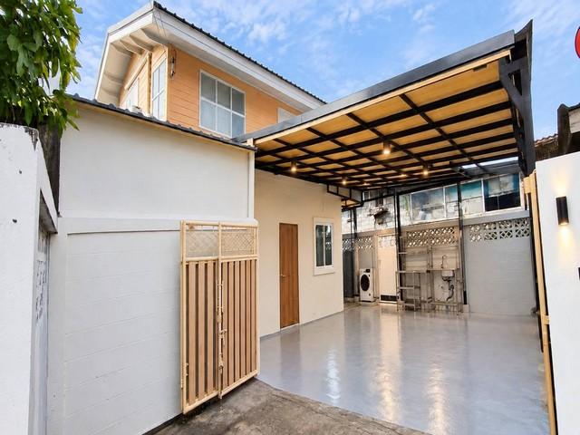 ให้เช่าบ้านเดี่ยว 2 ชั้น ซอยอุดมสุข 30 เขตบางนา เฟอร์นิเจอร์ครบ พร้อมเข้าอยู่