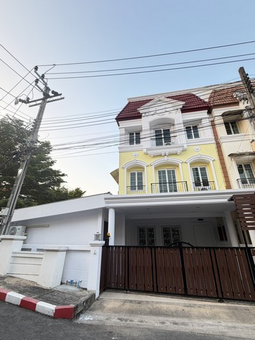 รหัสC7103 ให้เช่าทาวน์โฮม 3ชั้น หมู่บ้าน Urban Sathorn ถนนราชพฤกษ์ ใกล้ BTS บางหว้า