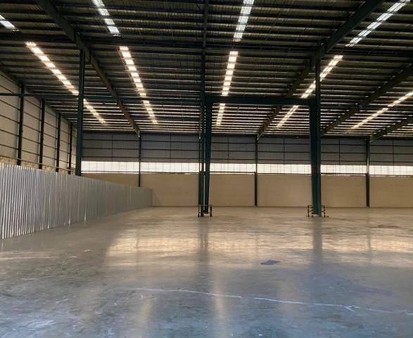 BR 1670 ให้เช่าโกดัง พื้นที่สีเหลือง พุทธมณฑสาย 5 ต.บางกระทึก อ.สามพราน 6000 ตร.ม. 4 ตันต่อ ตรม. เหมาะสำหรับ ศูนย์กระจายสินค้า