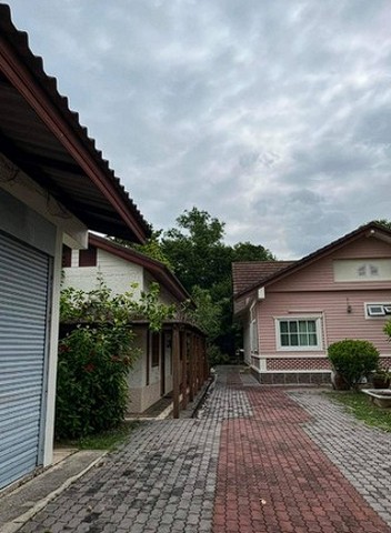 P2035 ขายที่ดิน พร้อมบ้าน สิ่งปลูกสร้าง ริมแม่น้ำแม่กลอง สมุทรสงคราม ใกล้วัดแม่น้ำ ตำบลท้ายหาด