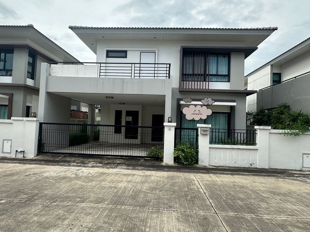 ขายบ้านเดี่ยวราคาถูก หมู่บ้านเดอะ คอมพลีท สุรศักดิ์ ศรีราชา ชลบุรี FP-H01896