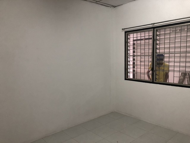 ฝากไว้ให้พิจารณานะคะ ที่ดินอ.เมือง จ.ปทุม  60 วา  9ห้องชั้นเดียว  พร้อมให้เช่าอยู่ แถว ม.รังสิต อ.เมือง ปทุม 2.8ลบ. 60วา