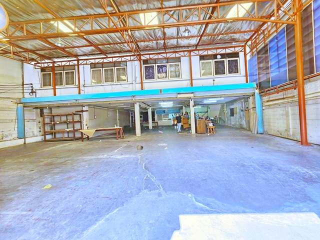 Terminal21 พระราม 3 700ม. ค่าเช่าเฉลี่ยต่ำกว่า 90 บาทต่อตร.ม. สาธุประดิษฐ์ 12-20 ให้เช่า โกดัง 551 ตร.ม. ทำเลนราธิวาส20-24 สาธุ จันทน์