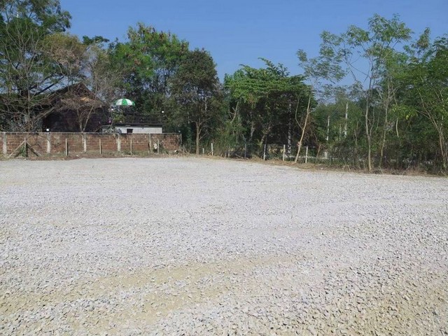 ที่ดินเปล่าถมแล้ว ติดถนนเลียบคันคลอง โซนสุเทพ