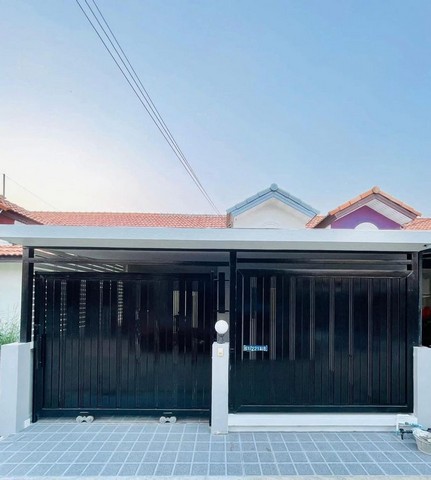 ขายทาวน์เฮ้าส์ หมู่บ้านรัตนากร 18 กระทิงลาย พัทยา บางละมุง ชลบุรี FP-H01484