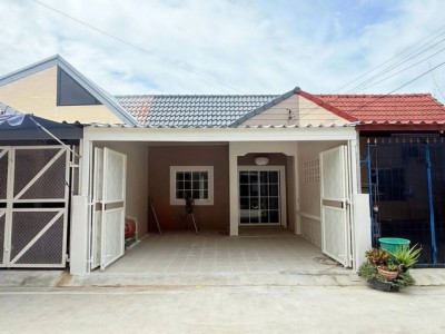 โปรแรง! ลดทันที 200000 บาท บ้านชั้นเดียวรีโนเวทใหม่ทั้งหลัง ทำเลตรงข้ามโกลบอลเฮ้าส์ ชลบุรี ใกล้เซ็นทรัล