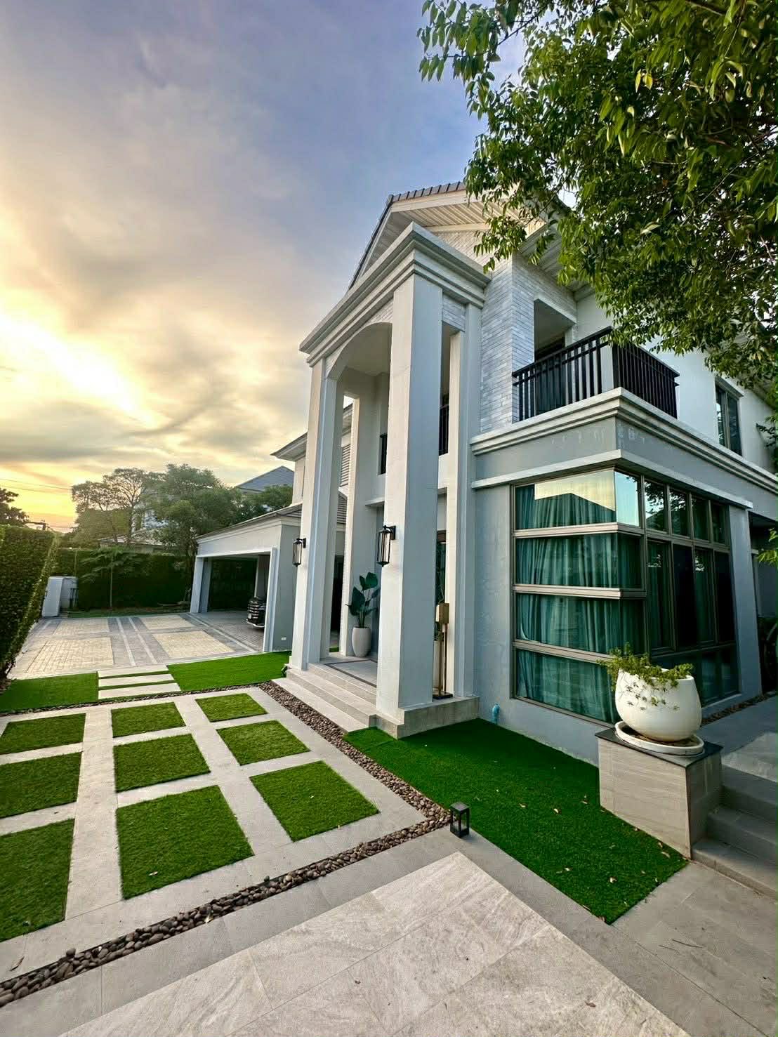 เพอร์เฟคมาสเตอร์พีช กรุงเทพกรีฑา-ศรีนครินทร์ ขาย/ให้เช่าคฤหาสน์หรูตกแต่งพร้อมอยู่