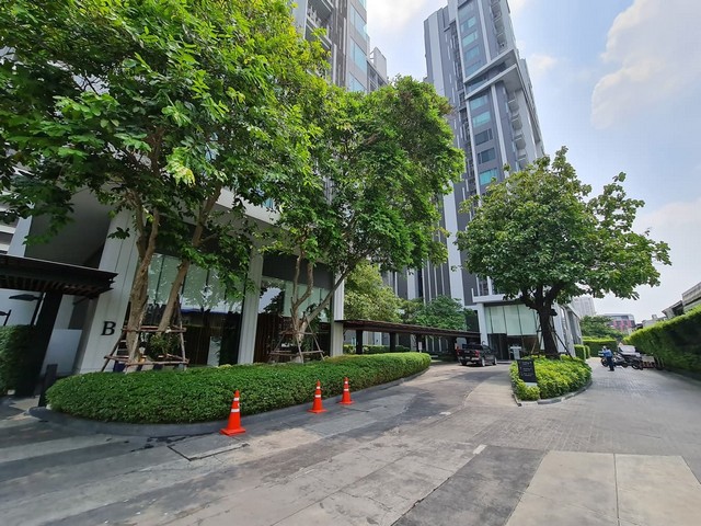 ขาย คอนโด ซีล บาย แสนสิริ เอกมัย ใกล้ บิ๊กซี ซูเปอร์เซ็นเตอร์ สาขาเอกมัย 0.70 กม.