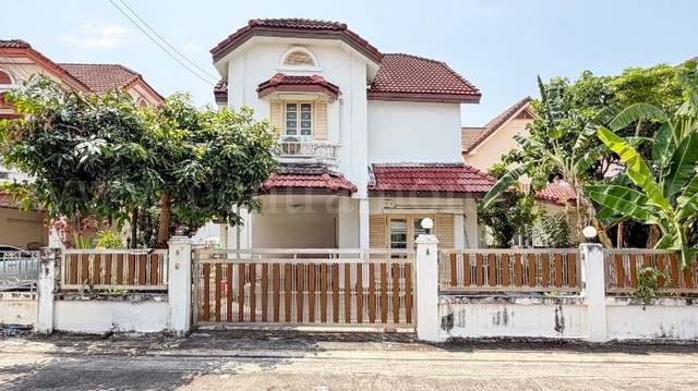 บ้านเดี่ยว ธารารมณ์ รามคำแหง 150 สภาพดี  ใกล้ส่วนกลาง ถูกสุดในโครงการ