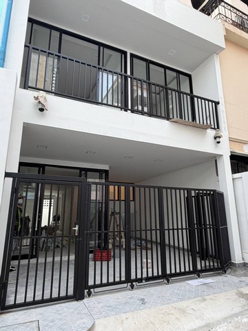 ขายบ้านทำเลดี ทัพพระยา  House for sale in good location tappraya