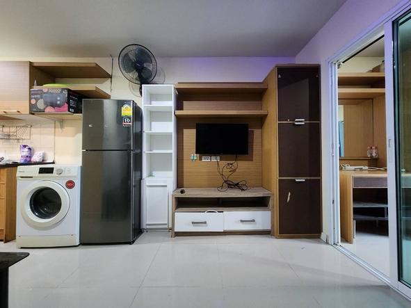 คอนโดให้เช่า เมโทรพาร์ค สาทร ขนาด 31 ตรม วิวสระ พร้อมเครื่องซักผ้า