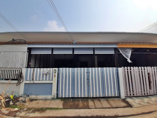 ขายทาวน์เฮ้าส์ โครงการ เดอะเน็กซ์ทาวน์โฮม บึง2  อำเภอศรีราชา จังหวัดชลบุรี ถนนอ่าวอุดม-ปากร่วม