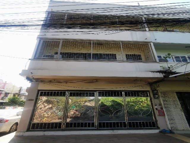 ขายอาคารพาณิชย์ 4 ชั้น เนื้อที่ 16.4 ตารางวา พื้นที่ใช้สอย 262.4 ตารางเมตร บางซื่อ กรุงเทพ