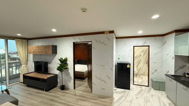 ขายคอนโด Elite Residence ศรีนครินทร์ 5 ใกล้ซีคอน พาราไดซ์ รีโนเวทใหม่ พร้อมอยู่