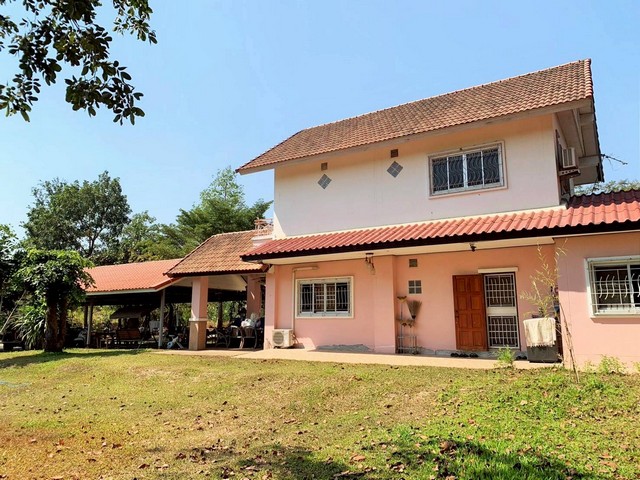 ขายบ้านพร้อมที่ดินขนาดใหญ่ 1 ไร่ 3 งาน 97.9 ตารางวา (รวม 797.9 ตารางวา) ในตำบลจอหอ เมืองนครราชสีมา