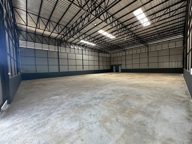 P1305 ให้เช่า โกดัง ซอยลาดพร้าว 91 กำลังจะว่าง 1 ธันวาคม 68 เดินทางสะดวก เหมาะเป็นศูนย์กระจายสินค้า