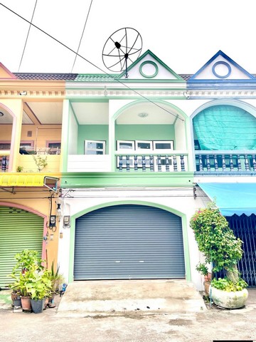 ขายทาวน์เฮ้าส์นาป่าชลบุรี #ขายบ้านทาวน์เฮ้าส์ 2 ชั้น ม.บสุขประยูร ซ.3 มาลัยทอง  เนื้อที่19 ตารางวา 2 ห้องนอน |2 ห้องน้ำ