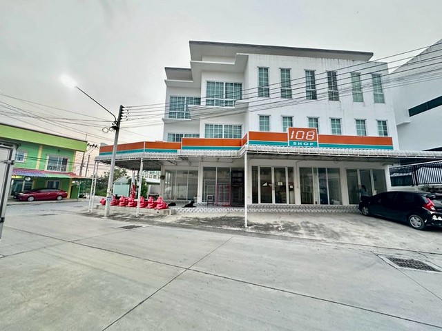 โฮมออฟฟิศ 3ชั้น เปิดคาเฟ่ร้านอาหารได้ ทำโฮมออฟฟิศได้ ทำเลดี ใกล้อมตะฯ ใกล้เมือง