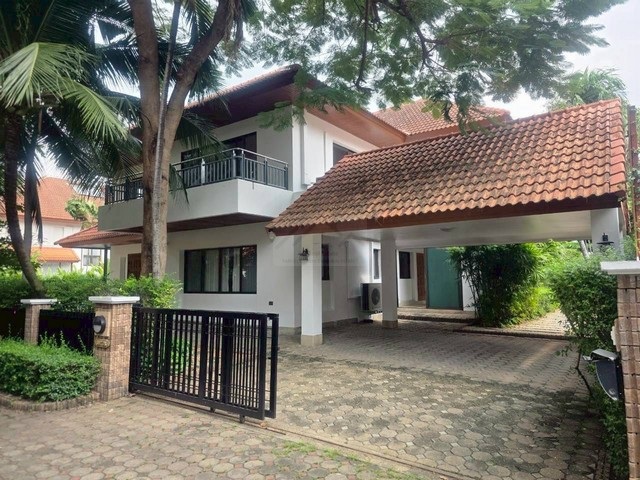 ขายบ้านเดี่ยว 176 ตรว. โครงการนิชดา พาร์ค Nichada Park แจ้งวัฒนะ-ปากเกร็ด พร้อมสระว่ายน้ำ Renovation ทั้งหลัง ใกล้เซ็นทรัลแจ้งวัฒนะ