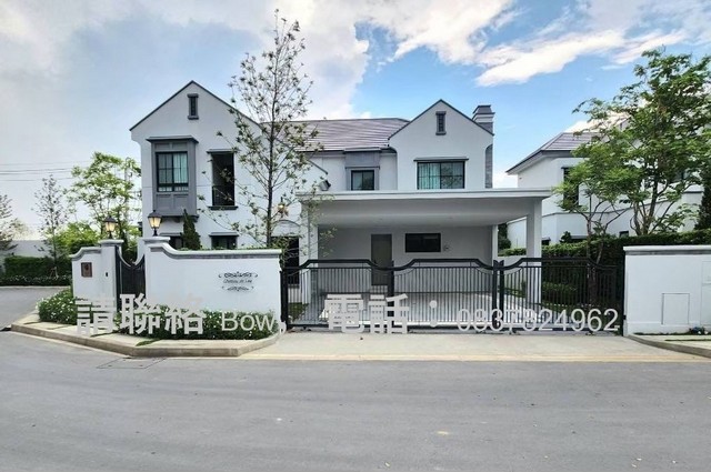 ให้เช่าบ้านเดี่ยวหรู 2 ชั้น พร้อมน้ำพุหน้าบ้าน  พร้อมเฟอร์นิเจอร์ Near Brighton International School