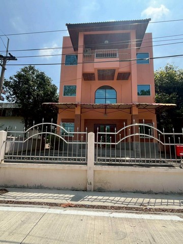 ขายทาวน์โฮม   ฟีนิกซ์ ปาร์ค (ซ.ไอยรา 28) ทำเลศักยภาพ ต.คลองสอง  อ.คลองหลวง  จ.ปทุมธานี