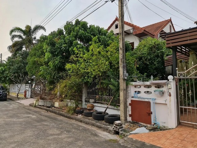 ขาย คอนโด บี รีพับบลิค สุขุมวิท 101/1 ห่างจาก ซีคอนสแควร์​ ศรีนครินทร์ 3.20 กม.