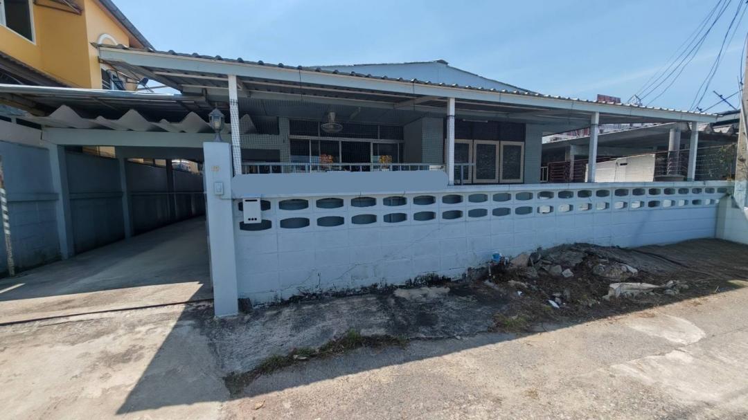 HR 9667 ให้เช่าบ้านเดี่ยวชั้นเดียว 50 ตรว. ลาดพร้าว โชคชัย4 ใกล้กองปราบ