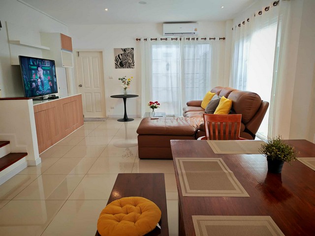 ให้เช่า ทาวน์โฮม The Urban Sathorn 300 ตร.ม. พร้อมเข้าอยู่ เลี้ยงสัตว์ได้