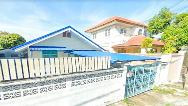 สวนสยาม MRT รามอินทรา 83 1 กม.ให้เช่าบ้าน  2 นอน 1น้ำ ใกล้  ขนาด 56 ตร.ว. แฟชั่น 800 ม. 224 ตร.ม.  รพ.นพรัตน์ราชธานี 500 ม.