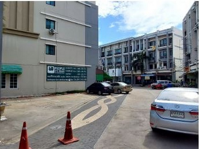 ขาย อาคารพาณิชย์ เขตคลองสามวา กรุงเทพมหานคร  ห่างจาก  แฟชั่นไอส์แลนด์ 4.7 km.