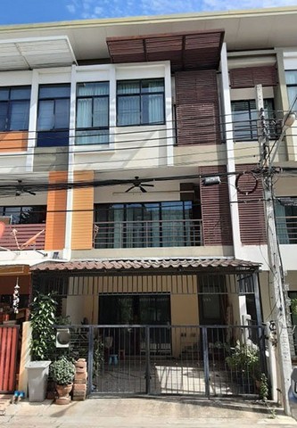 ขาย ทาวน์เฮ้าส์ เขตบางแค กรุงเทพมหานคร   ห่างจาก ตลาดกัลปพฤกษ์ 2.2 km.