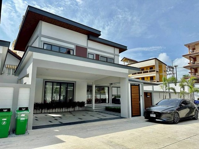 ปล่อยเช่าพลูวิลล่าพัทยา ทำเลดี ใจกลางเมือง ตกแต่งครบ พร้อมเข้าอยู่ FP-H01861