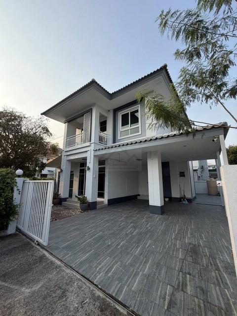 ให้เช่าบ้านเดี่ยว2ชั้น3นอนหมู่บ้านเสนาวิลล์คู้บ้อนซอย27หลังมุมใกล้แฟชั่นไอซ์แลนด์