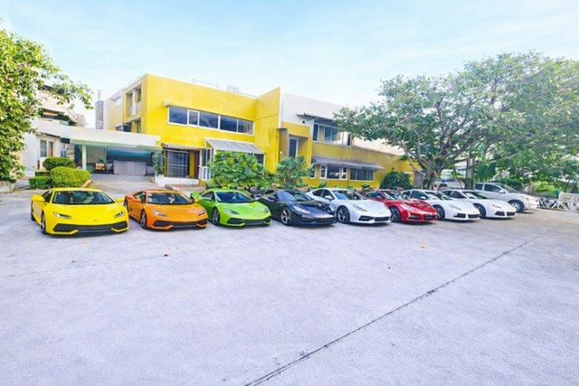 อโศก-สุขุมวิท ใกล้ MRT-BTS ให้เช่า Showroom ร้านอาหาร พื้นที่ทำธุรกิจ  250คัน 180ตรว.  720ตรม.